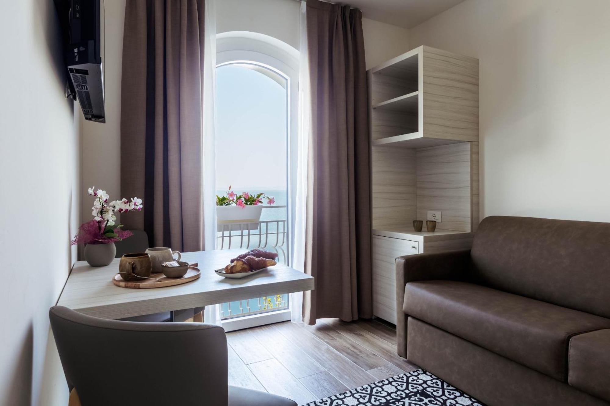 Hotel Giardinetto Garda  Kültér fotó