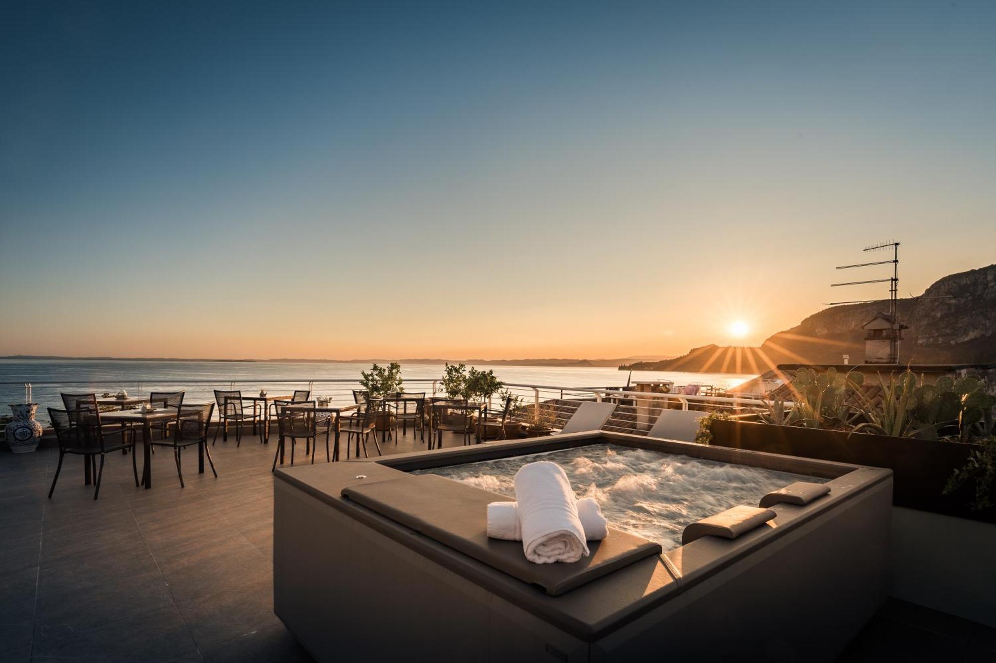 Hotel Giardinetto Garda  Kültér fotó